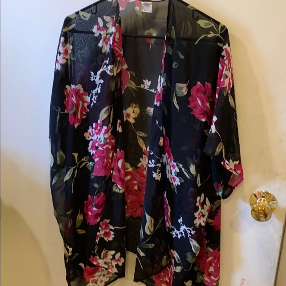 Serei floral kimono MUST BUNDLE